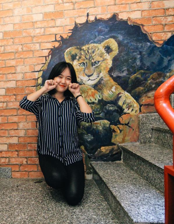Wanderlust Saigon Hostel & Rooftop Bar Хошимин Экстерьер фото