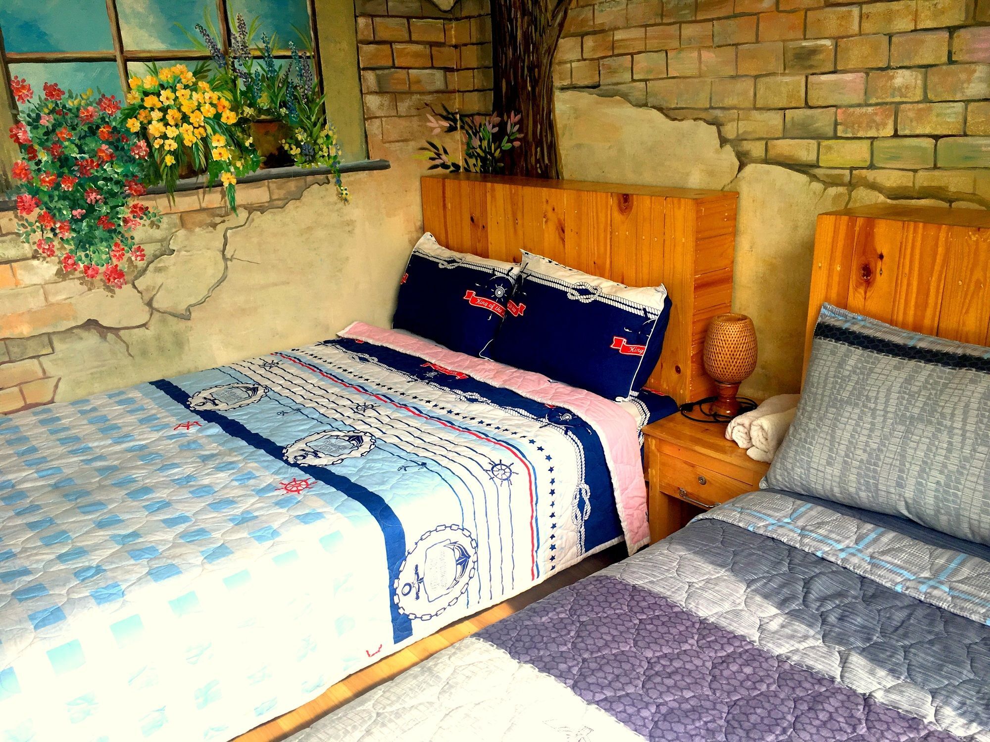 Wanderlust Saigon Hostel & Rooftop Bar Хошимин Экстерьер фото