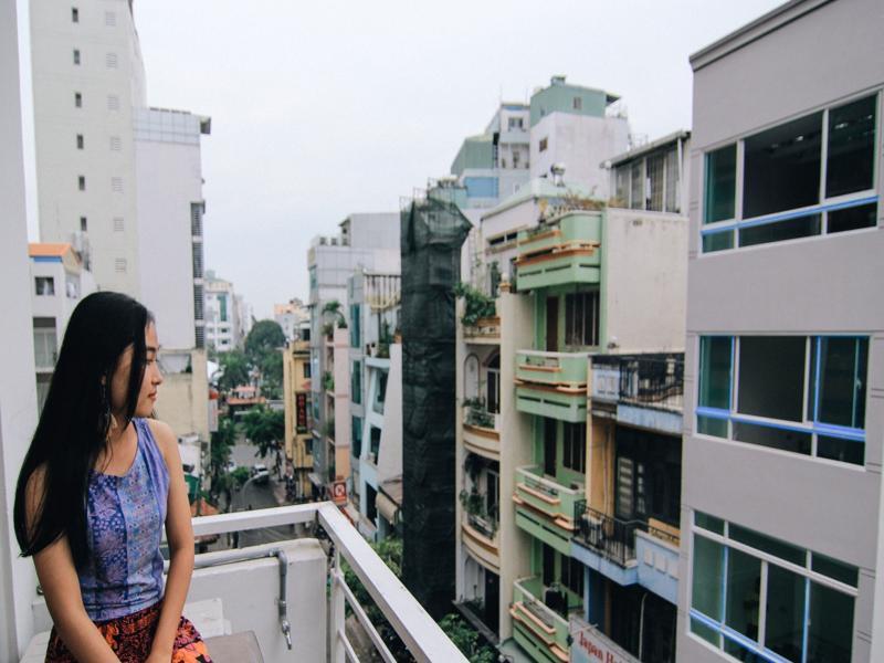 Wanderlust Saigon Hostel & Rooftop Bar Хошимин Экстерьер фото