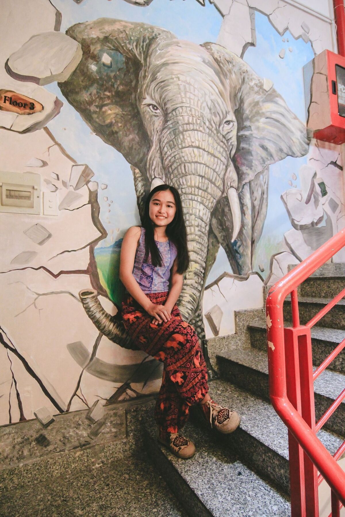 Wanderlust Saigon Hostel & Rooftop Bar Хошимин Экстерьер фото
